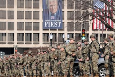 'ABD ordusu, Minneapolis'e konuşlanma için ilave asker hazırlıyor'