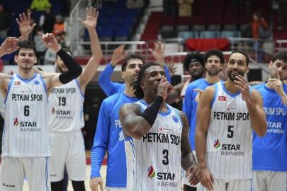 Aliağa Petkimspor, Dinamo Sassari'yi devirdi