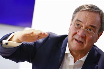 Alman siyasetçi Laschet: ABD NATO'dan ayrılsa Avrupa kendisini savunamaz