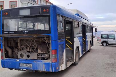 Ankara'da EGO otobüsü yolda kaldı