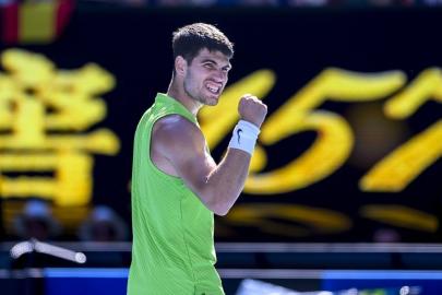 Avustralya Açık'ta Carlos Alcaraz ve Aryna Sabalenka, üçüncü tura çıktı