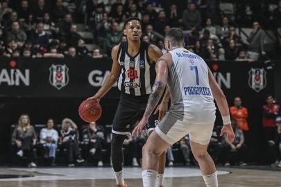 Beşiktaş, Buducnost VOLI'yi rahat geçti