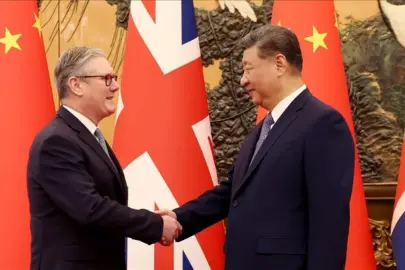 Çin'den İngiltere'ye tek taraflı vize muafiyeti