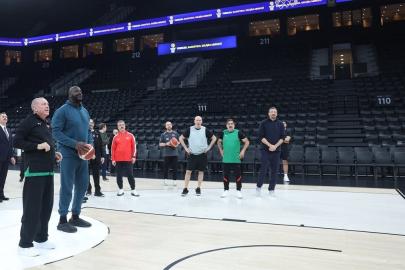 Cumhurbaşkanı Erdoğan ile Shaquille O'Neal parkede: Kazanan Erdoğan