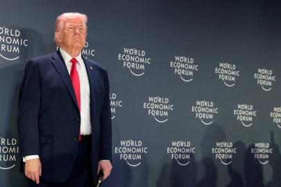 Donald Trump: Venezuela'ya müdahalemizde yeni silahımızı kullandık