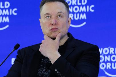 Elon Musk'tan Barış Kurulu esprisi: 'Peace' mi, 'Piece' mi?