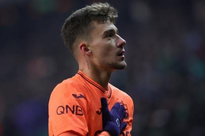 Ernest Muçi, Trabzonspor'da Beşiktaş'taki gol sayısını geride bıraktı