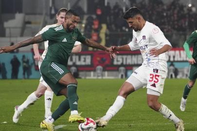 Esenler Erokspor - Vanspor maçında gol sesi çıkmadı