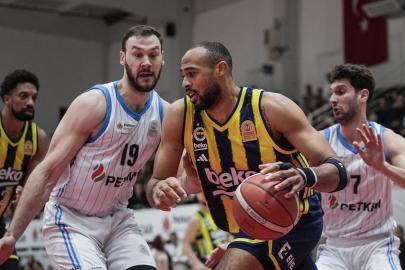 Fenerbahçe, Aliağa Petkimspor'a şans tanımadı