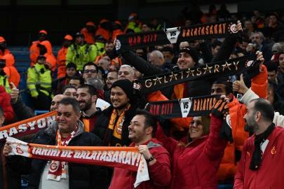 Galatasaray'a Manchester'da büyük destek