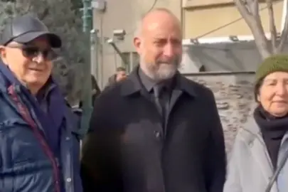Haldun Dormen'in cenaze töreninde fotoğraf çektirme kuyruğu