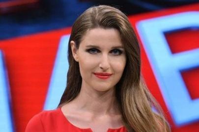 İşine son verilen Pınar Erbaş'a ünlü kadınlardan destek