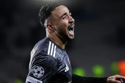 Karabağ, Eintracht Frankfurt'u son dakika golüyle yıktı!