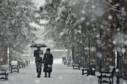 Meteoroloji'den Türkiye'ye soğuk hava uyarısı: Sıcaklıklar hızla düşecek