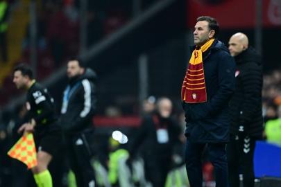 Okan Buruk: Maç çok durdu, oynanmadı