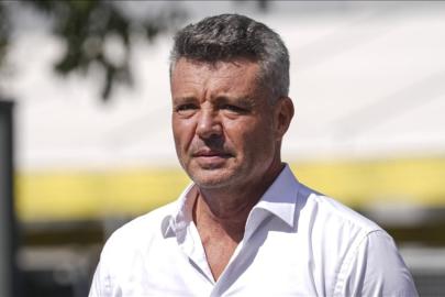 Sadettin Saran, 'yasadışı bahis reklamı' davasında hakim karşısına çıktı