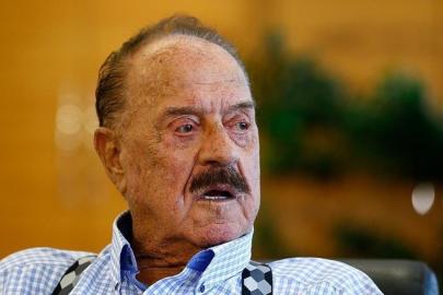 Türk futbolunun efsane ismi: İlhan Cavcav