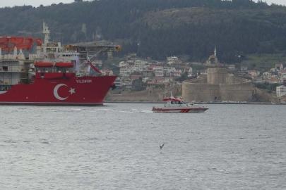 Türkiye’nin 6’ncı sondaj gemisi Yıldırım, Marmara Denizi’ne doğru yol aldı