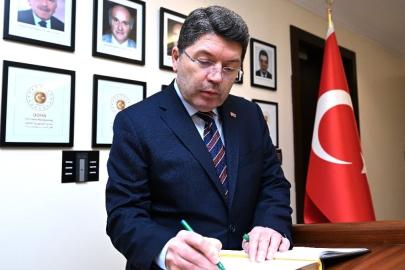 Yılmaz Tunç, Katar'da düzenlenen Doha Hukuk Forumu'na katıldı