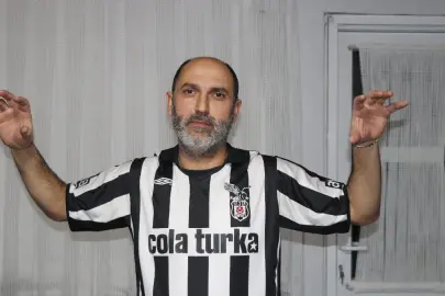 25 yıldır Beşiktaş'ın her maçını tek tek not alıyor