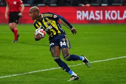 Anderson Talisca, gollerine kupada da devam etti