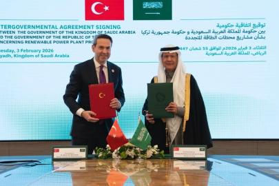 Bakan Bayraktar'dan Suudi Arabistan açıklaması: En düşük fiyatla elektriği alacağız