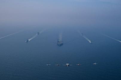 CENTCOM, İran'a deniz gücüyle gözdağı verdi