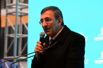 Cevdet Yılmaz: Deprem harcamalarına yaklaşık 90 milyar dolarlık bir kaynak ayırdık