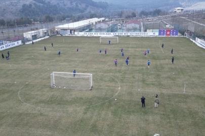 Depremde 14 sporcusunu kaybeden İstiklalspor, sahadaki başarısıyla kente umut oluyor