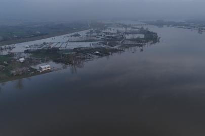 Edirne'de Meriç Nehri'nin debisi düşüşe geçti: Taşkın riski yok
