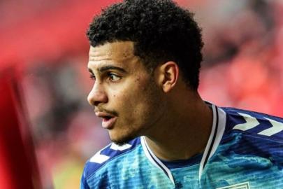 Elayis Tavsan, Türk statüsünde oynayacak