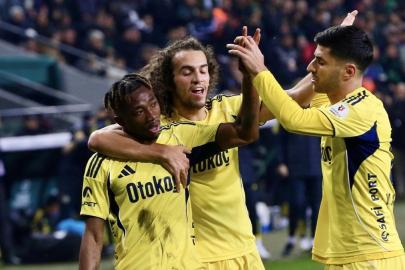 Fenerbahçe - Gençlerbirliği maçının ilk 11'leri