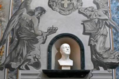 İtalya'daki tarihi kilisede restore edilen melek figürü Meloni'ye benzetildi: Soruşturma açıldı