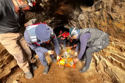 İzmir Selçuk’ta mağarada 9 saatlik kurtarma seferberliği