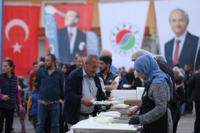 Kepez, iftar sofralarında ve ramazan etkinliklerinde buluşuyor