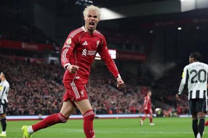 Liverpool, sahasında Newcastle United'ı mağlup etti