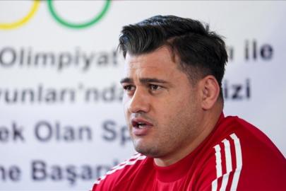 Milli güreşçi Rıza Kayaalp, yeniden mindere dönüyor