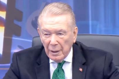 Uğur Dündar'dan Özgür Özel'e küfürlü mesaj desteği