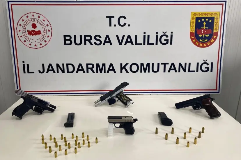 Bursa İnegöl’de ruhsatsız silah operasyonu