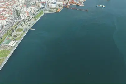 İzmir'de körfez kirliliğine yeni adım... Gemilerin atıkları 24 saat izlenecek