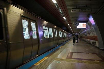 M7 Metro Hattı’nda arıza: Vatandaşlar tünelde yürüdü