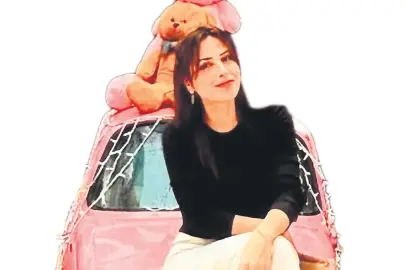 Modellik teklifiyle dolandırdılar