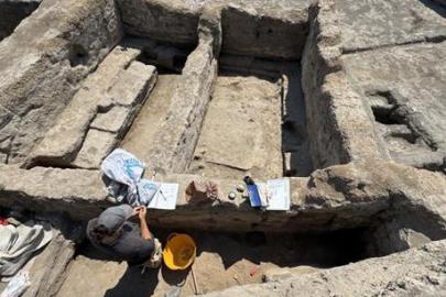 Çatalhöyük’te 8 bebek iskeleti bulundu! 'Ölüler Evi'nin yanındaki sır araştırılıyor