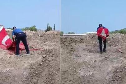 Duygulandıran bayrak hassasiyeti! Molozların arasından çıkarıldı