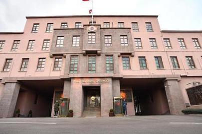 Son dakika...İsrail'in Suriye saldırısı! MSB: Ebu Ez-Zuhur hava üssünde Türk askeri bulunmuyordu