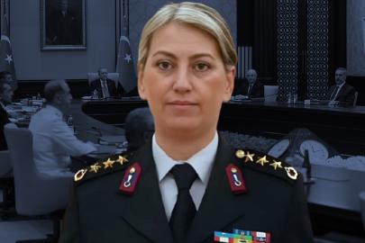 Türk Hava Kuvvetleri'nin ilk kadın paşası Özlem Karapınar oldu