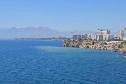 Antalya Büyükşehir Belediyesinden denizdeki renk değişimine ilişkin açıklama