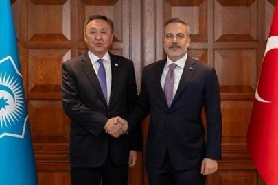 Dışişleri Bakanı Hakan Fidan, TDT Genel Sekreteri Ömüraliyev'i kabul etti