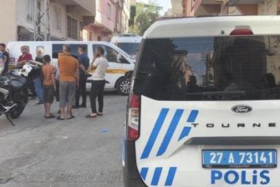 Gaziantep’te dehşet! Eşini öldürdü, sokağa çıkıp rastgele ateş etti: 3’ü çocuk 4 yaralı