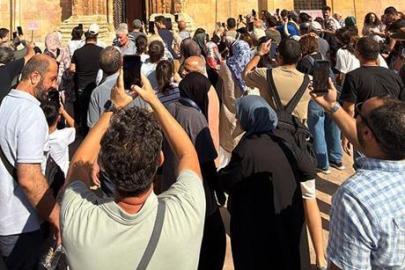 Sivas'ta 'namaz kılan silüet'e ziyaretçi akını! Her gün aynı saatte ortaya çıkıyor